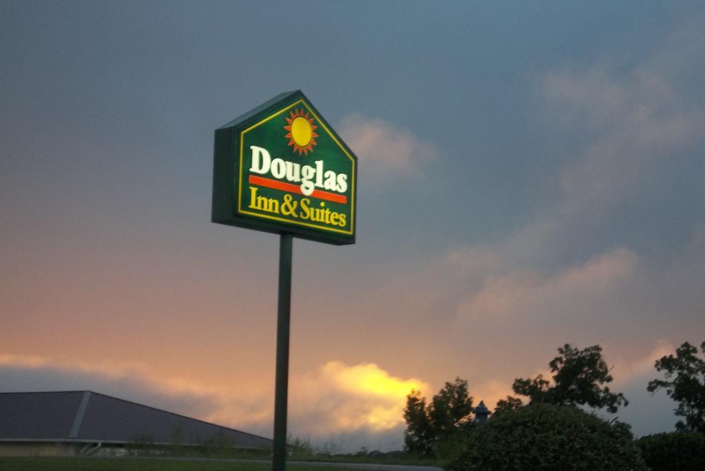 Douglas Inn & Suites, Blue Ridge, Ga 외부 사진